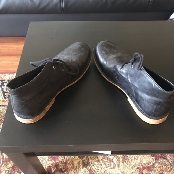 Ugg Chukka Boots - Picture 4 of 8